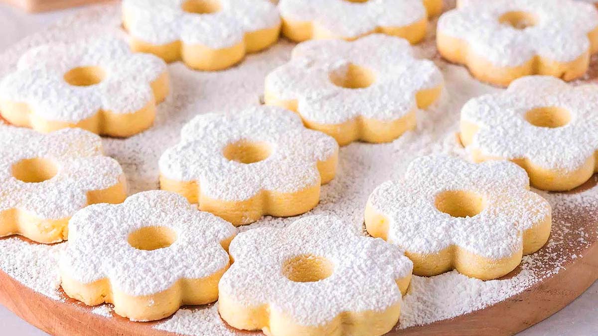 Italian Canestrelli Cookies.