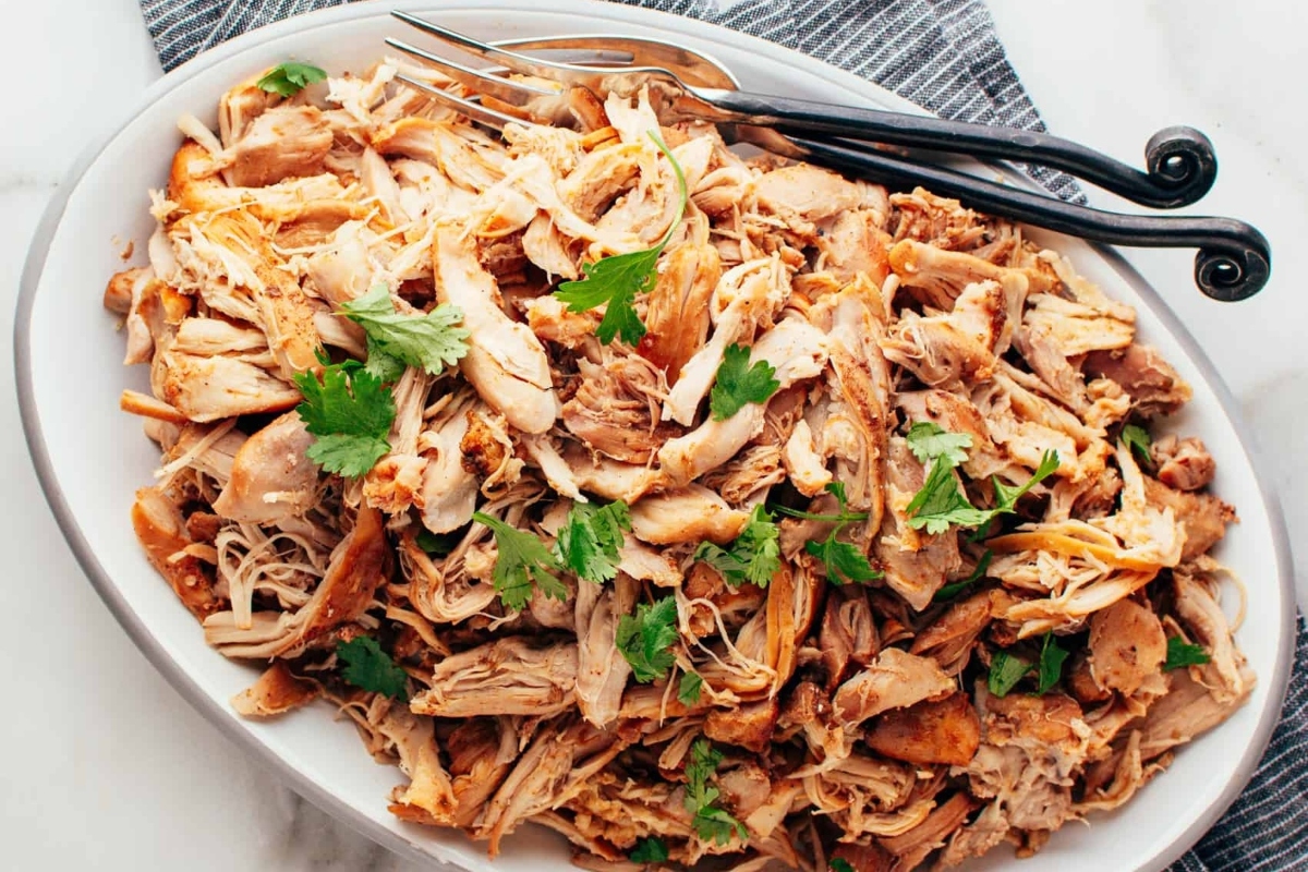 Chicken Carnitas (Easy Slow Cooker Recipe!).