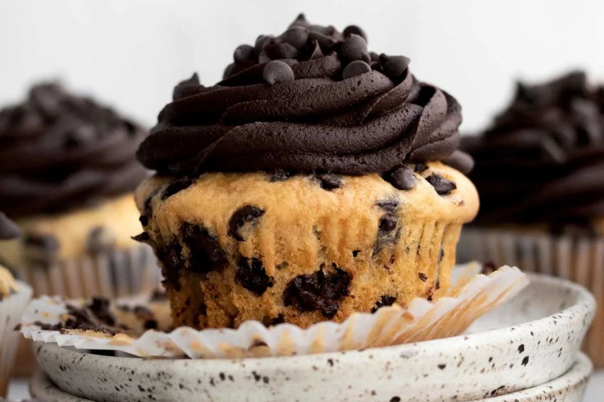 Chocolate Chip Cupcakes. 