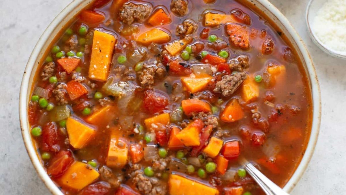 Easy Hamburger Soup. 