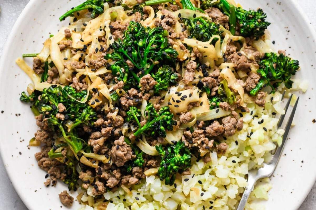 Ground Beef And Cabbage. 