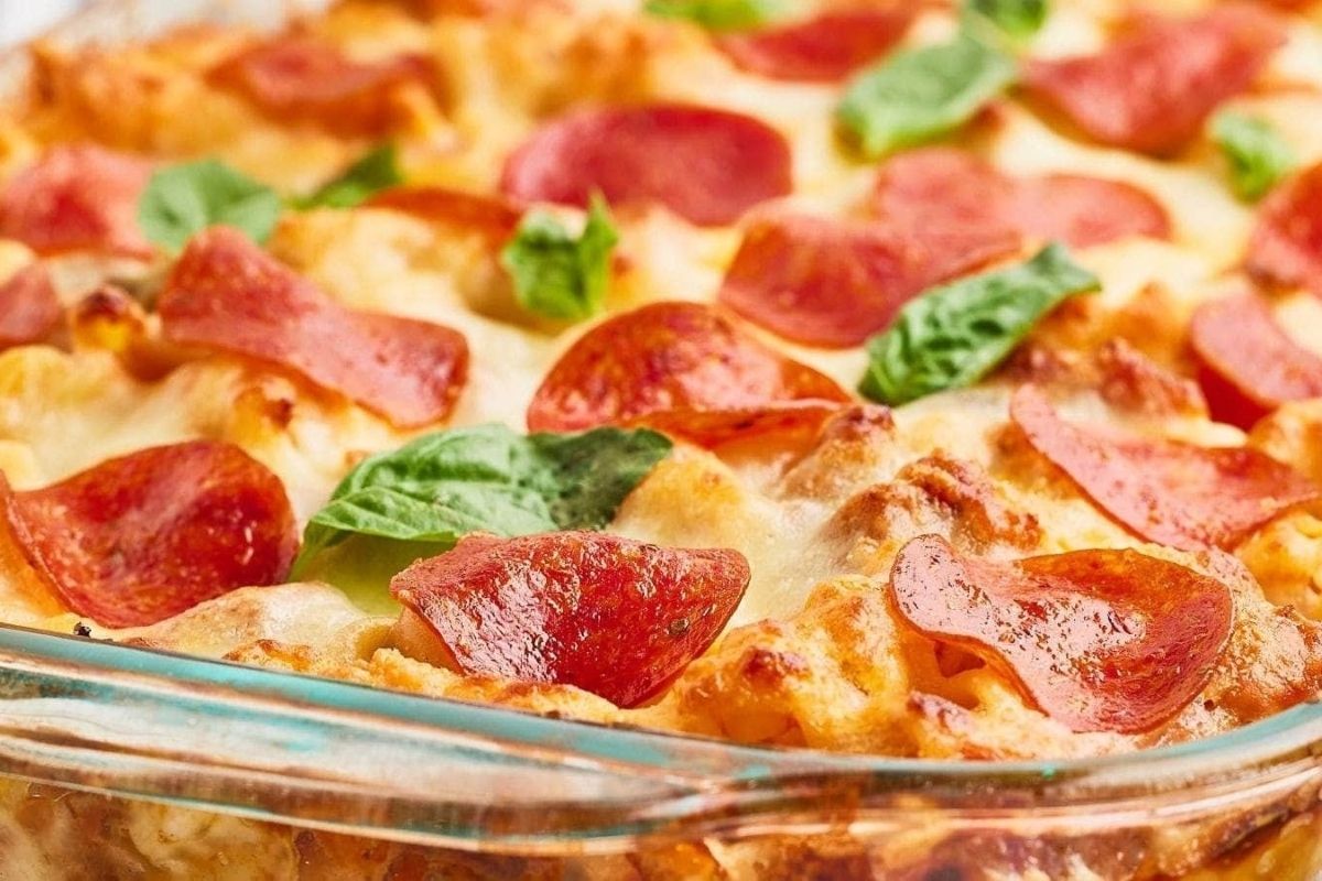 Ultra Cheesy Pizza Casserole (Easy). 