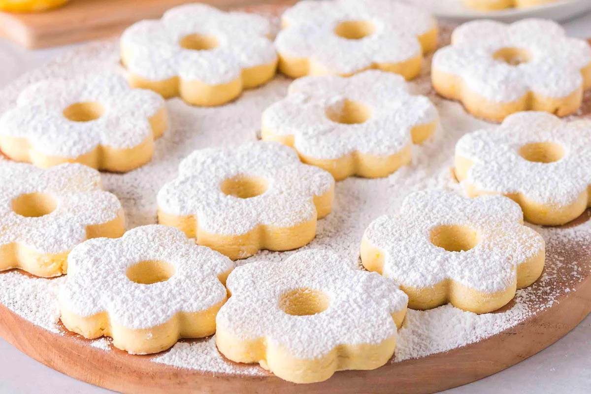 Italian Canestrelli Cookies.