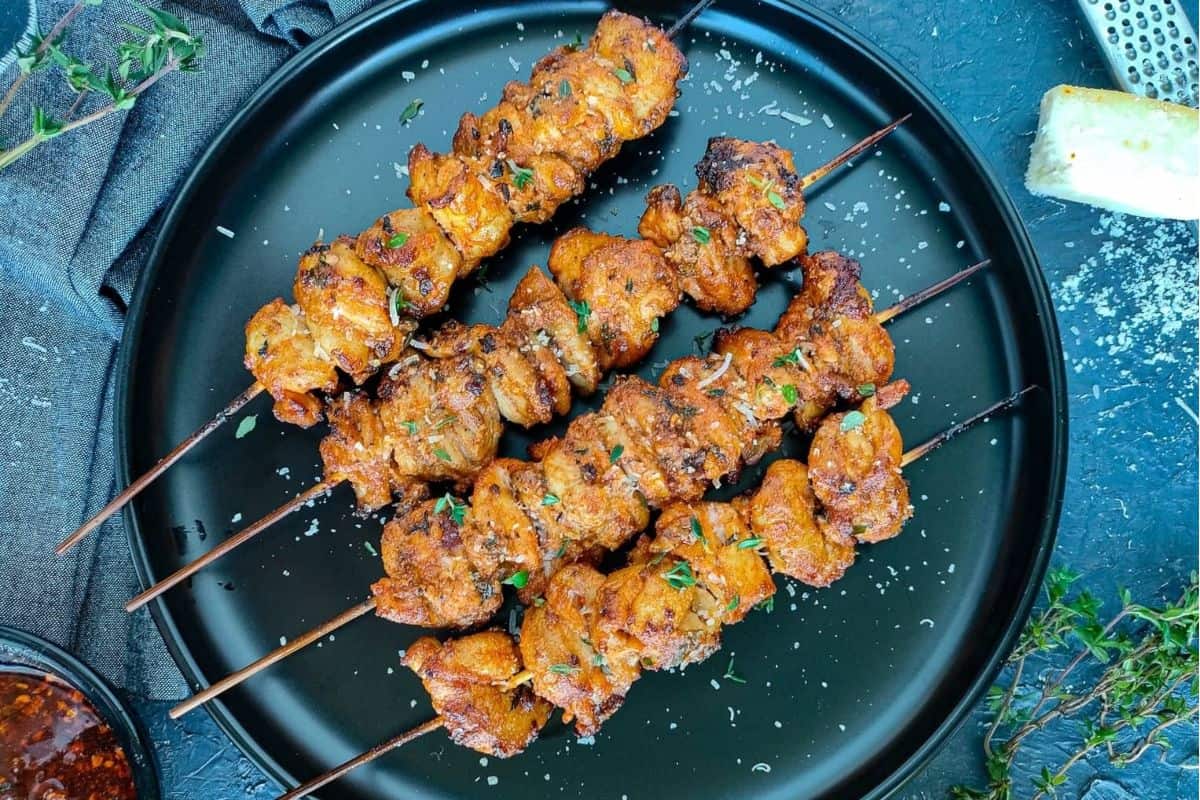 Lemon Garlic Parmesan Chicken Skewers In Oven. 