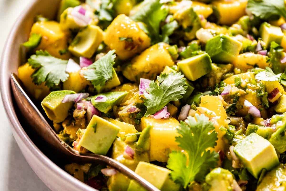 Mango Avocado Salad (15 Minute Recipe). 