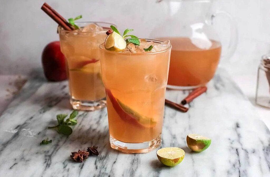 Tasty Apple Cider Mojito – Autumn Cocktail.