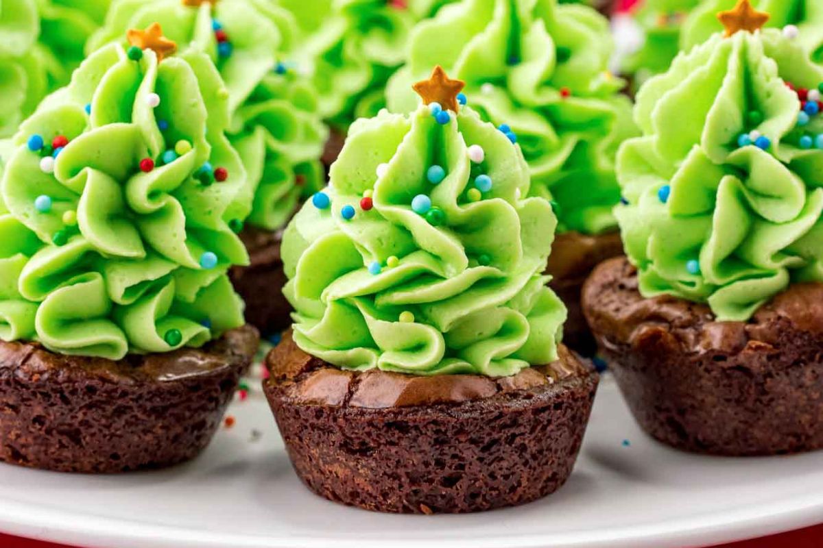 18 Creative Christmas Tree Desserts To Impress Your Guests - Recipe Granny